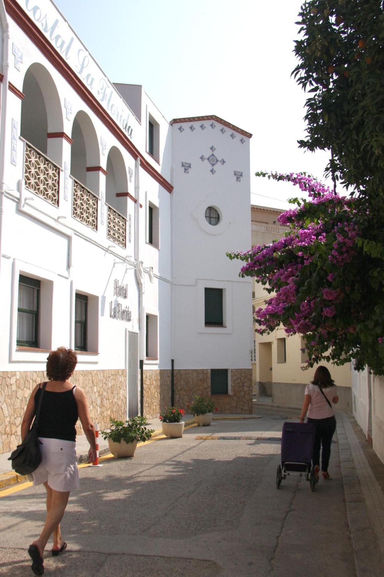 Hostal La Florida Llança Eksteriør bilde