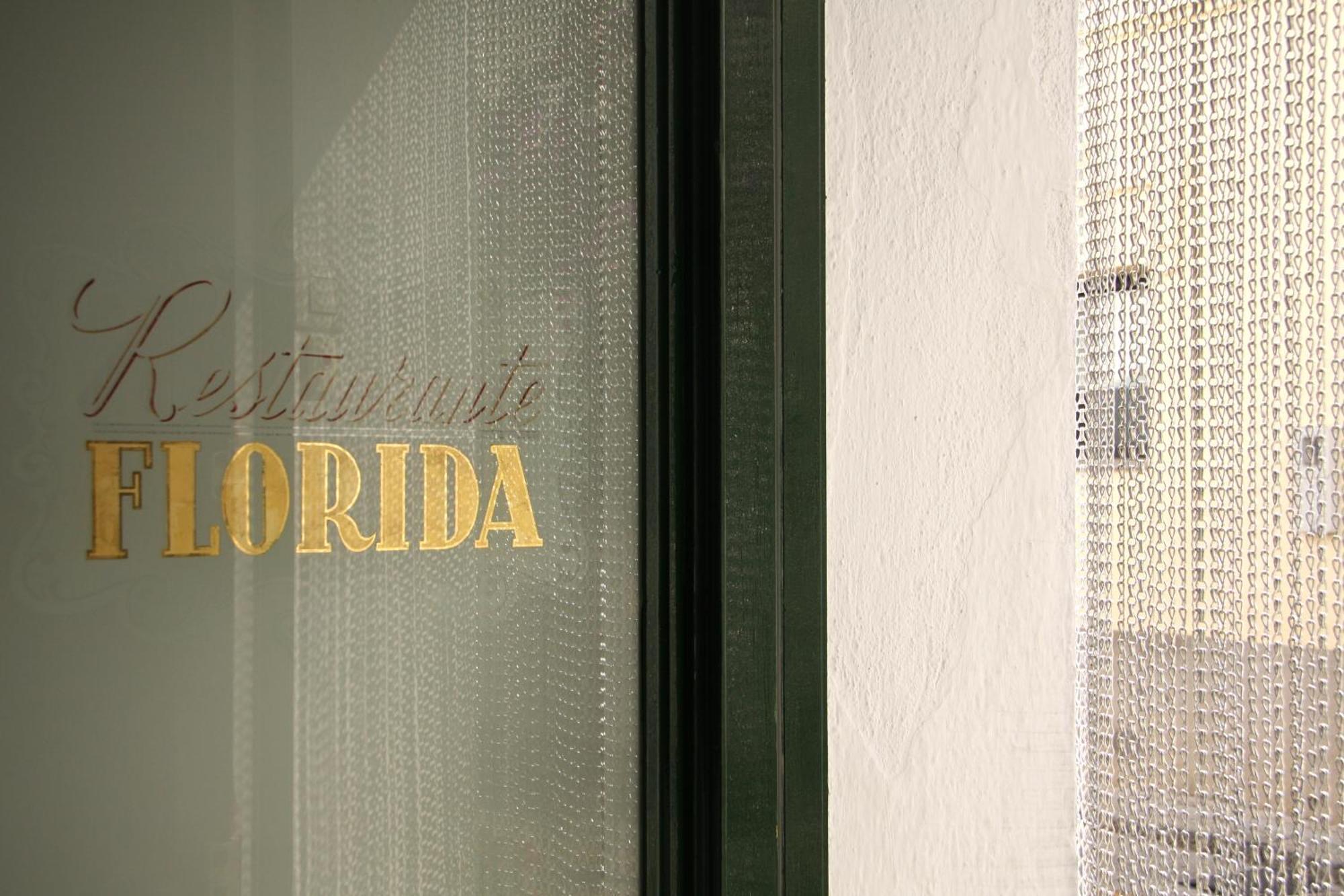 Hostal La Florida Llança Eksteriør bilde
