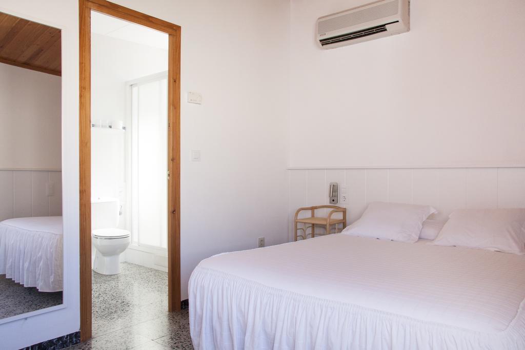 Hostal La Florida Llança Rom bilde