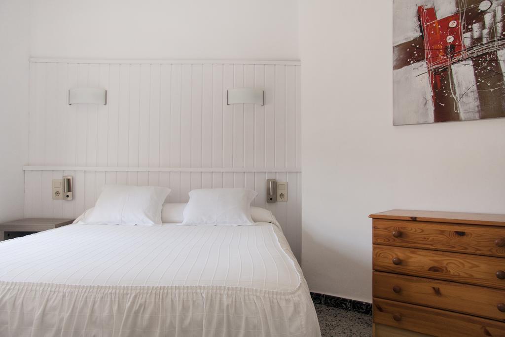 Hostal La Florida Llança Eksteriør bilde