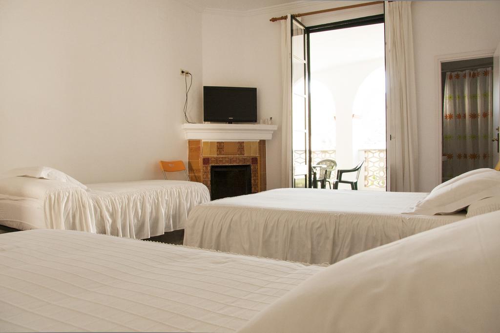 Hostal La Florida Llança Rom bilde